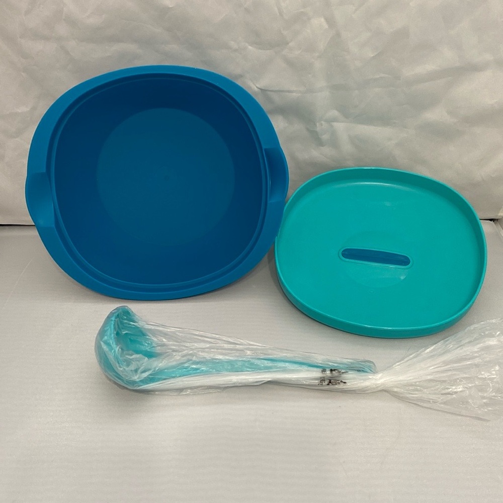New Tupperware Legacy Essentials Set - Picture 12 of 14